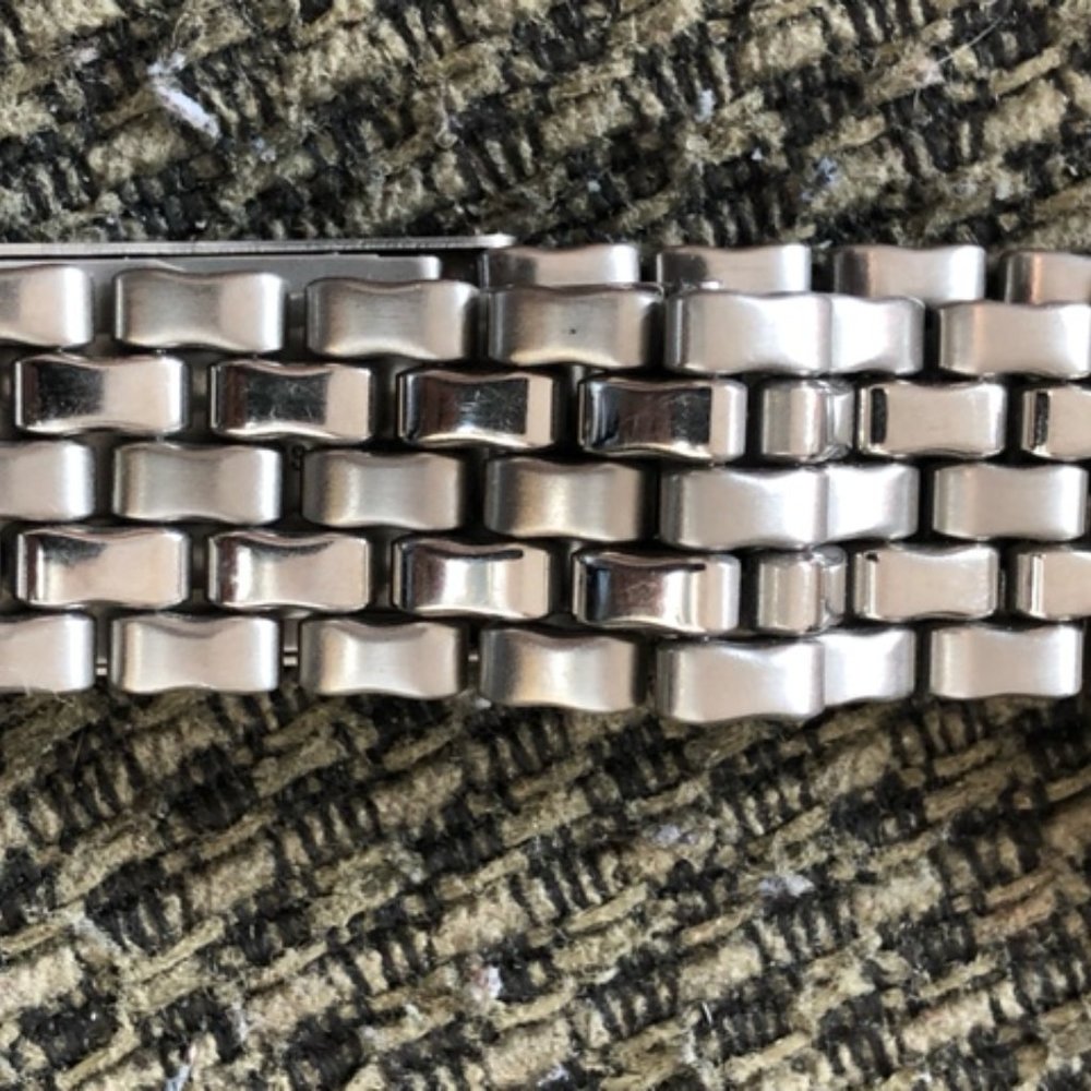 Kenneth Cole Watch - Picture 5 of 5